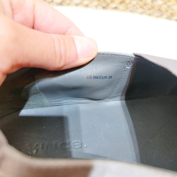 VINCE CORBIN SLIP-ON SNEAKER, SZ 9 - Picture 6 of 10